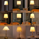 Luminária de Mesa em Tecido Recarregável