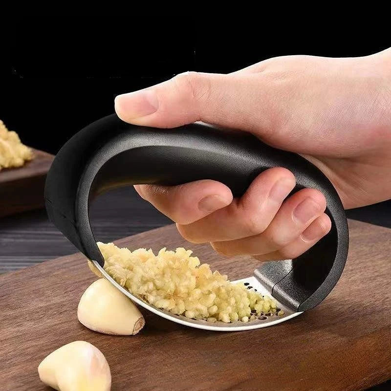 Espremedor e Triturador de Alho Manual em Aço Inoxidável para Cozinha